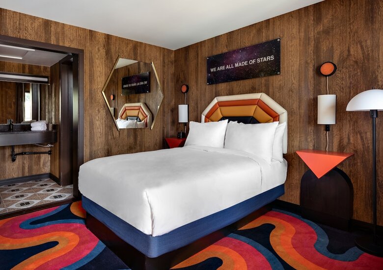 Americana Motor Hotel