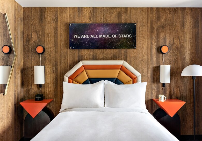 Americana Motor Hotel