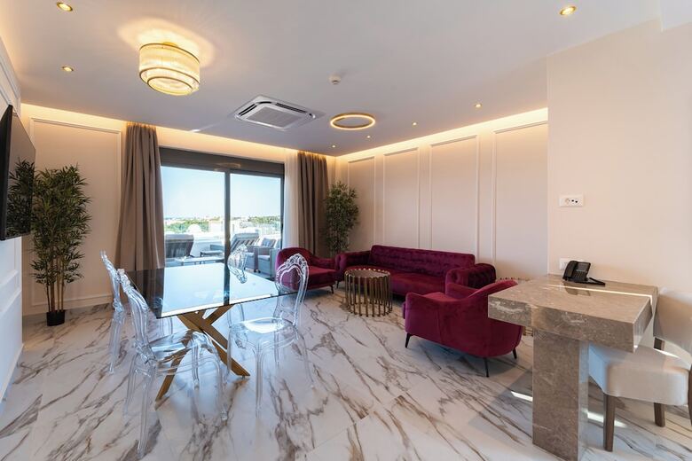 Hotel Philia Center Suites