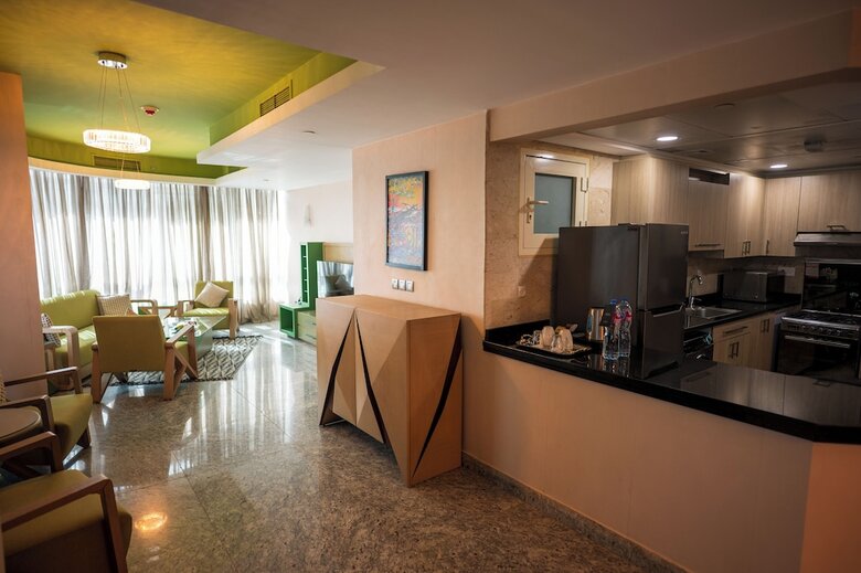 Aparthotel Nile Suites Plaza Apartments