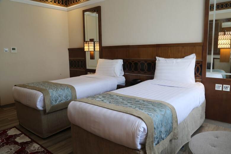 Violet Al Azizia Hotel