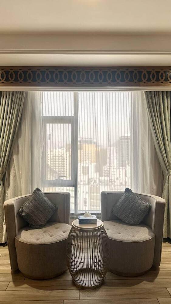Violet Al Azizia Hotel