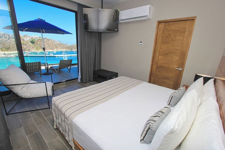 Hotel Nir� Ocean Suites By Binniguenda