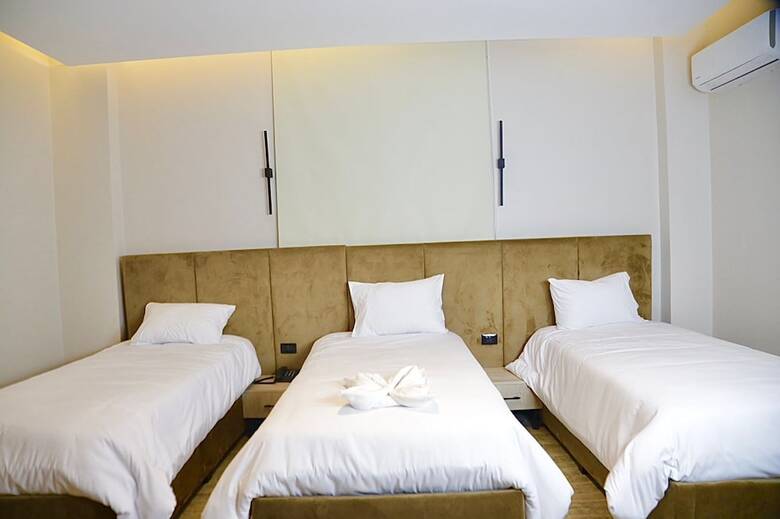 Hotel Golden House