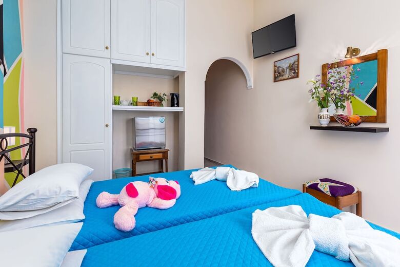 Riviera Seaside Hotel By Estia