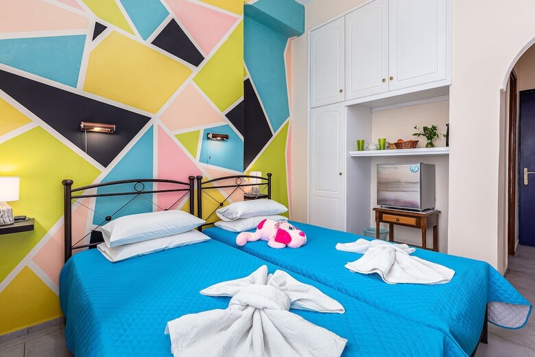 Riviera Seaside Hotel By Estia