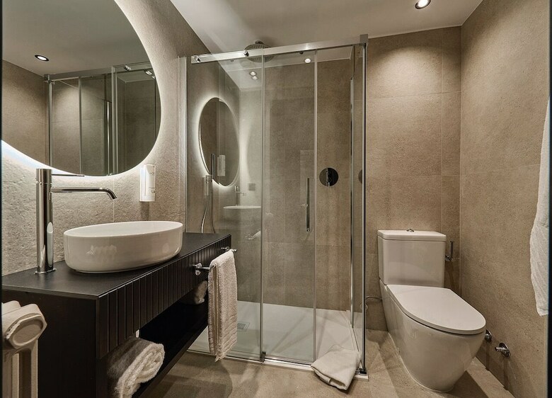 Hotel B48 Oviedo �pera