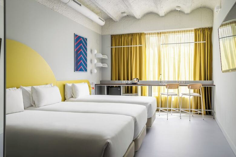 Hotel Bypillow Flamant