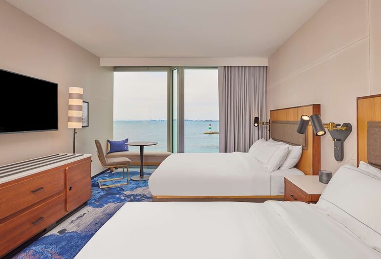Hotel Sable At Navy Pier Chicago, Curio Collection By Hilton