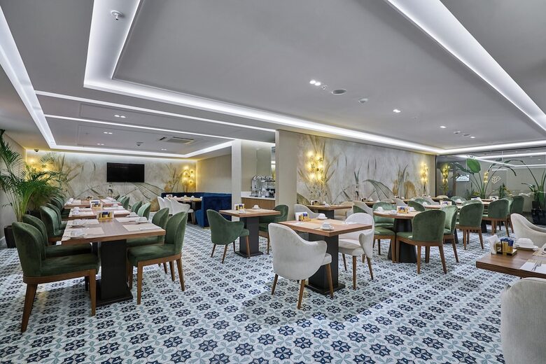 Rayelin Hotel Old City