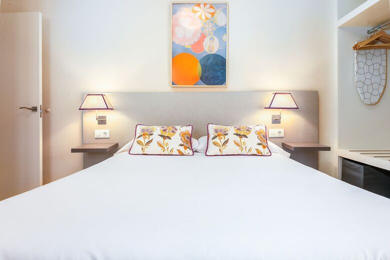 Hotel Smartr Sevilla Las Due�as