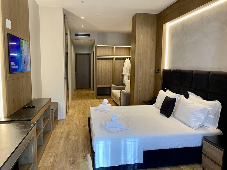 El Mar Hotel