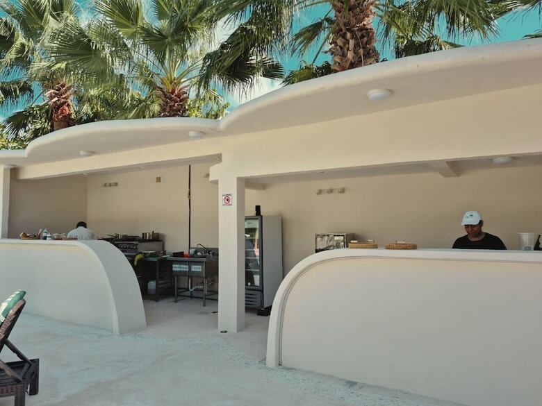 Beachfront Hotel Boutique Dk