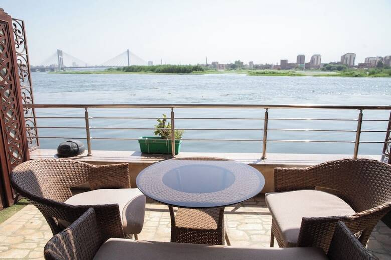 Nile Transport Hotel