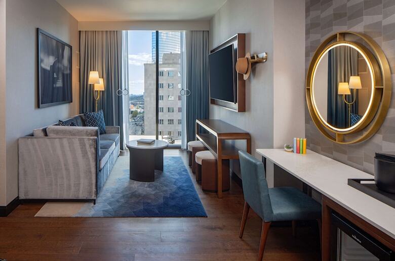 Hotel Tempo By Hilton Nashville Downtown