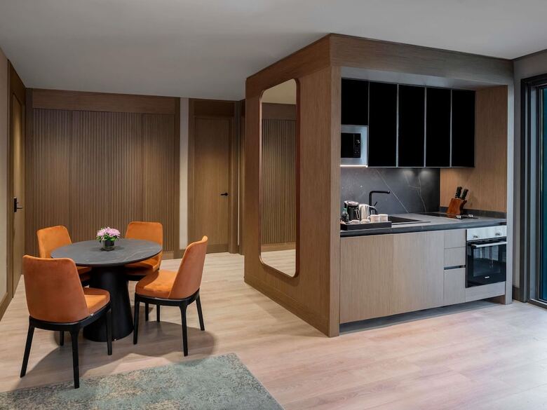 Hotel M�venpick Living Istanbul Saklivadi