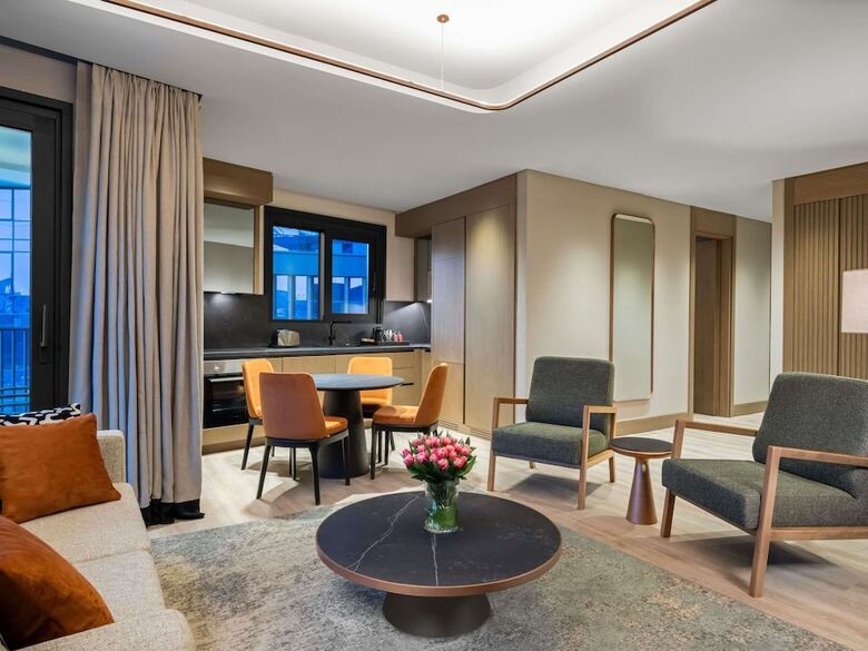 Hotel M�venpick Living Istanbul Saklivadi