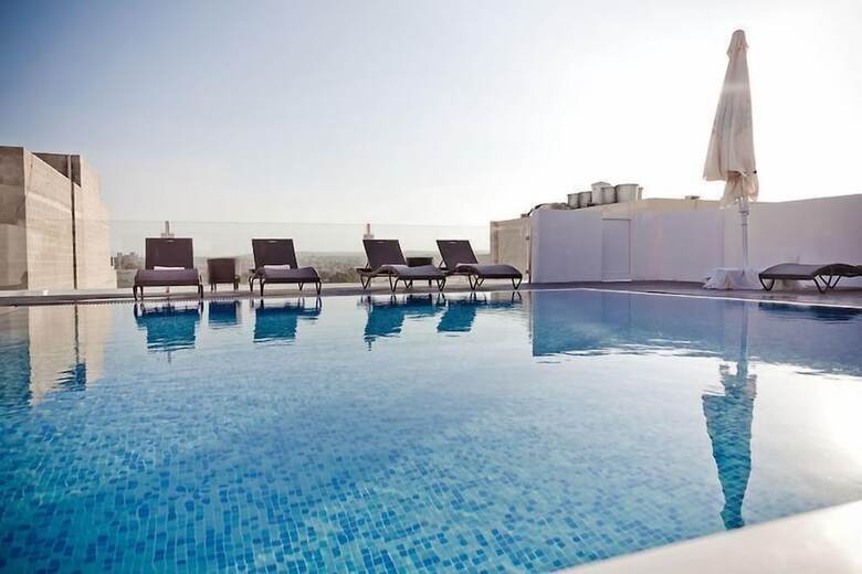 Aparthotel Sliema Tigne Suites