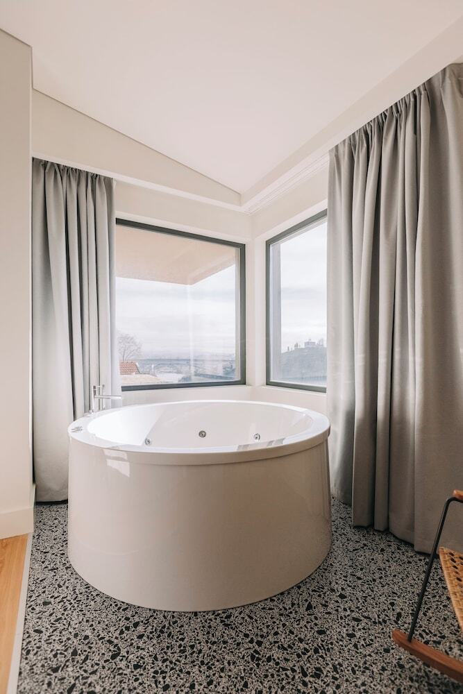 Hotel Lenscape Coterie