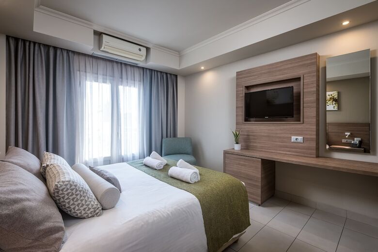 Hotel Akti Coast Club