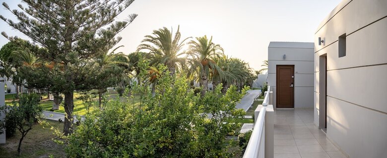 Hotel Akti Coast Club