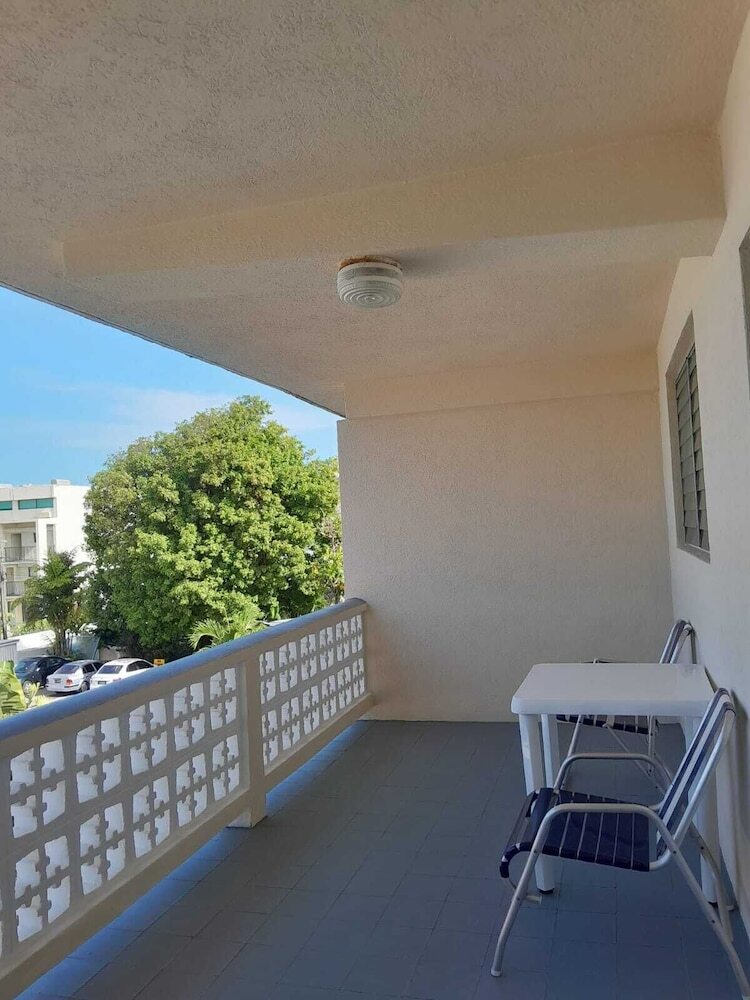Aparthotel Melrose Beach Apartments