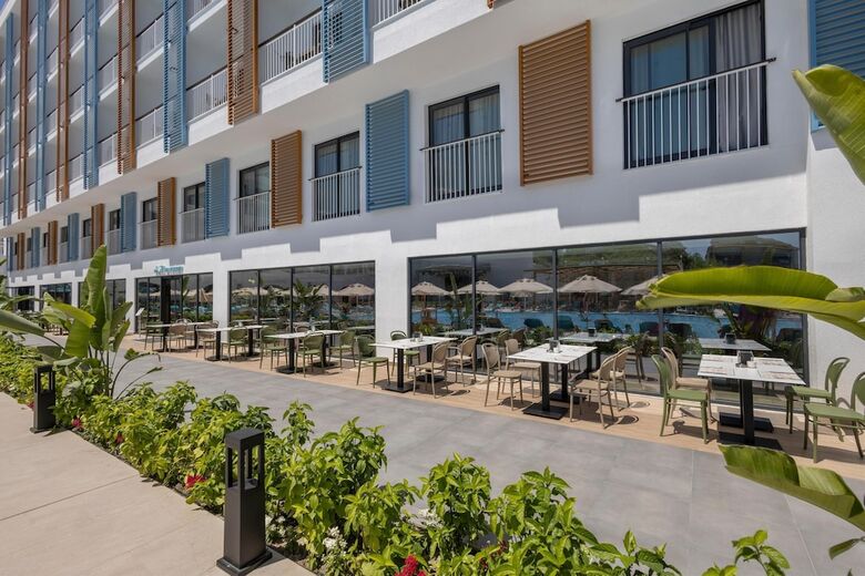 Arcanus Hotels Trendline Side