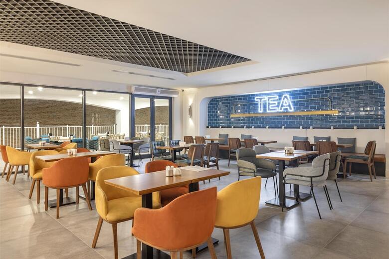 Arcanus Hotels Trendline Side