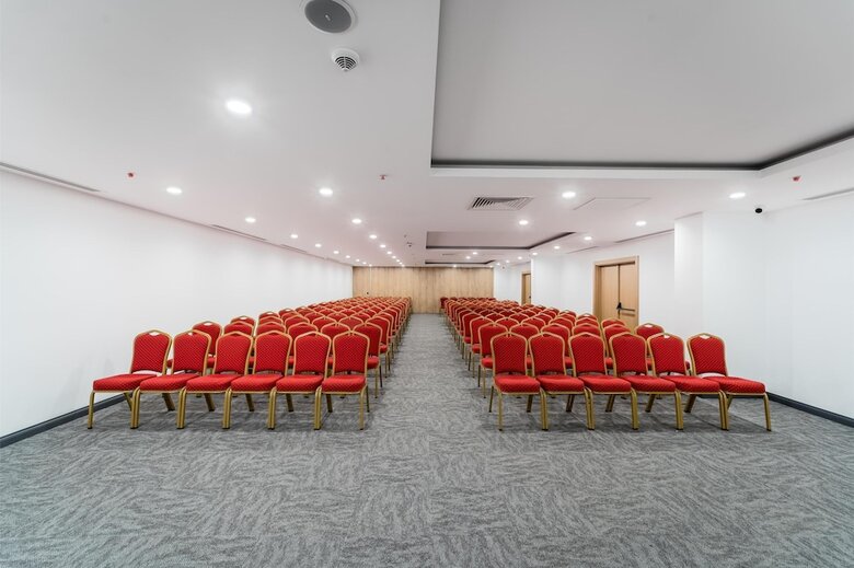 Arcanus Hotels Trendline Side