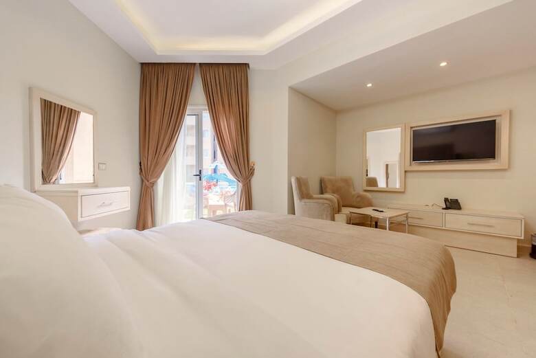 Aparthotel Marom Port Said Resort & Beach