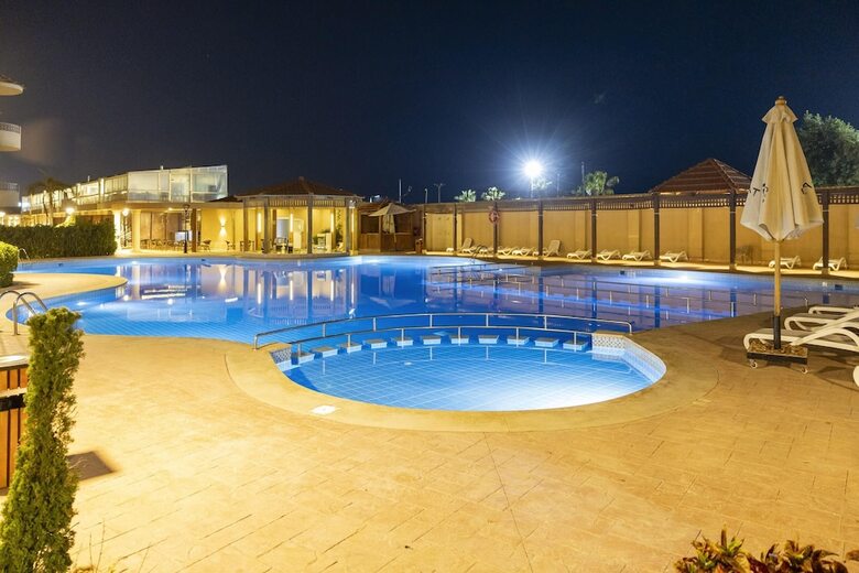 Aparthotel Marom Port Said Resort & Beach