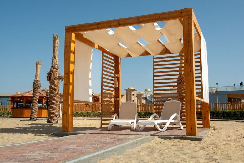 Aparthotel Marom Port Said Resort & Beach