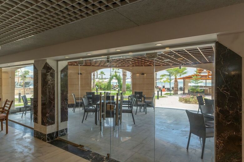 Safir Marsa Matrouh Resort