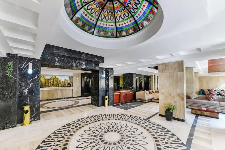 Aura Inn Tiba Pyramids Hotel