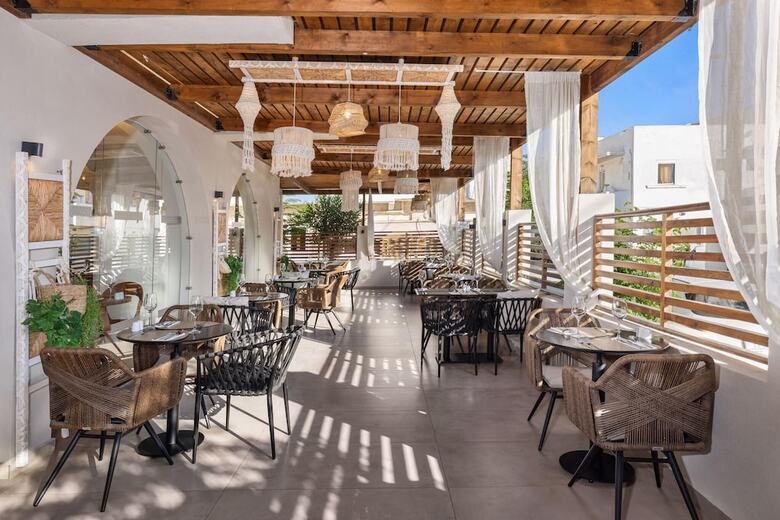 Cabana White Boutique Hotel