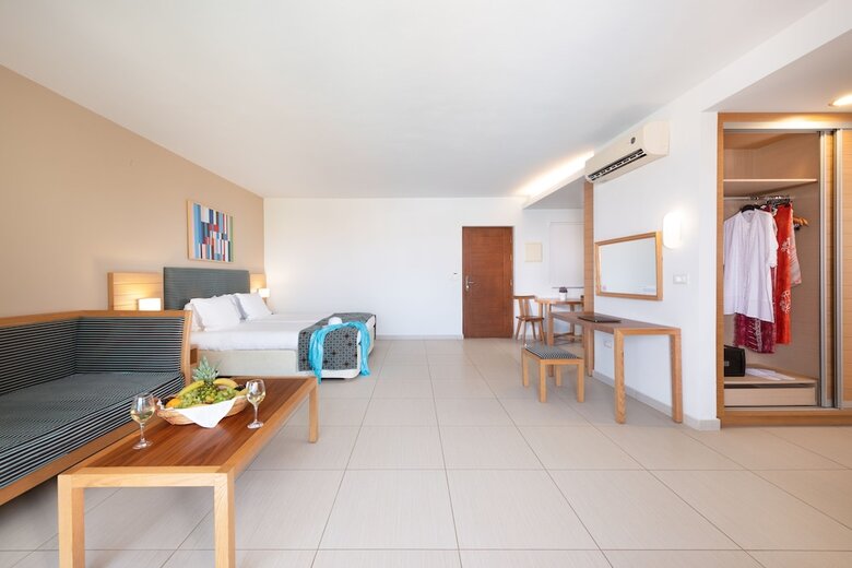 Iolida Beach By Smile Hotels