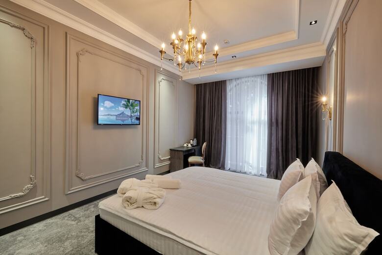 Continental Hotel