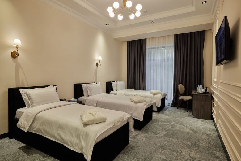 Continental Hotel