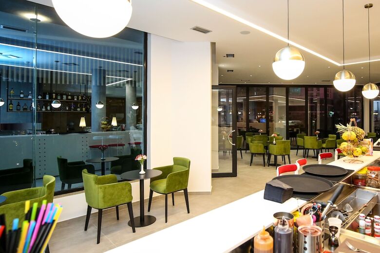Hotel Regina Garden Vlore