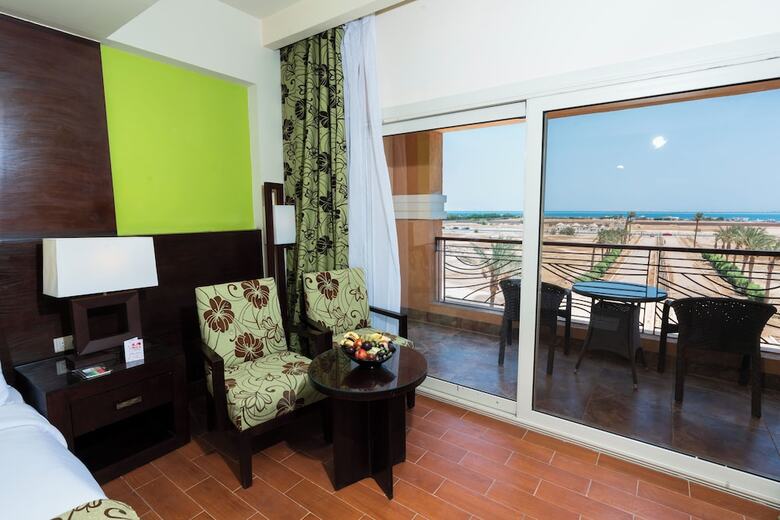 La Rosa Boho Aquapark Hotel