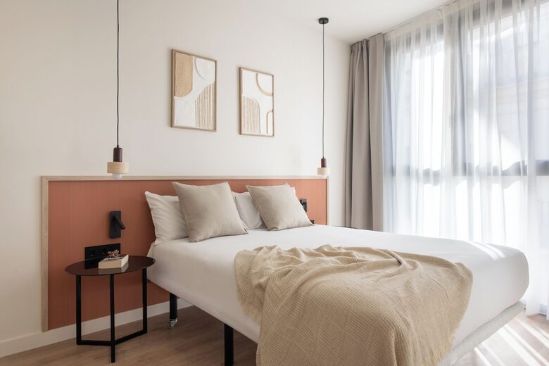 Hotel L�bere Seville Plaza Nueva