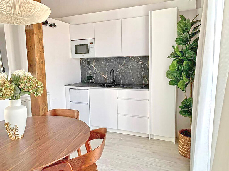 Apartamentos Palacete Nazar� Granada 3000