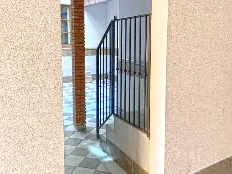Apartamentos Palacete Nazar� Granada 3000