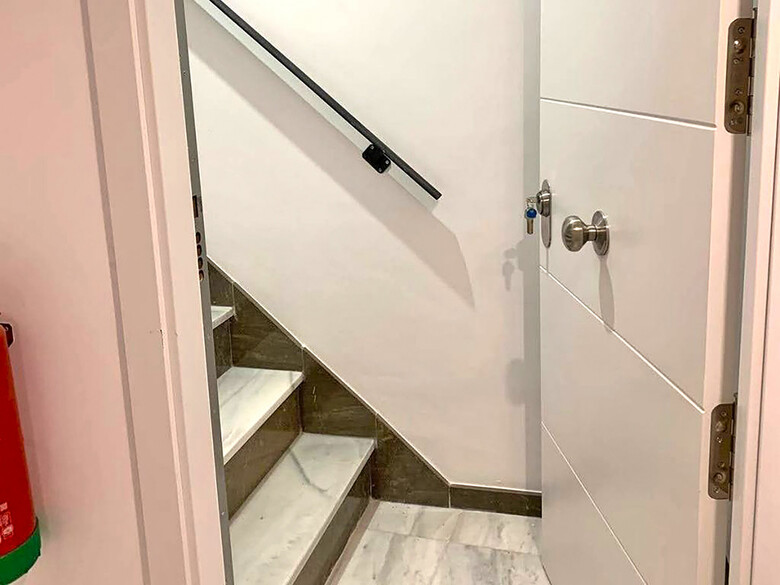 Apartamentos Palacete Nazar� Granada 3000