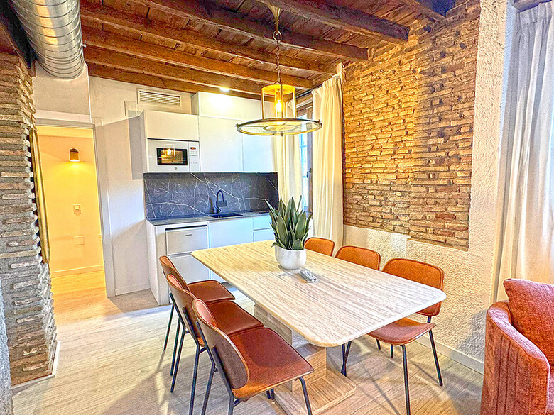Apartamentos Palacete Nazar� Granada 3000