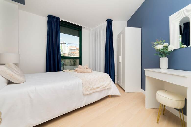 Hostal Aurora Stays By Charming