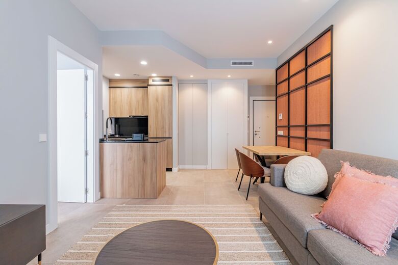 Hotel Home Art Apartments Bernab�u