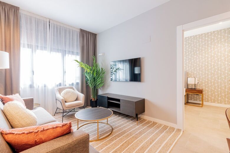 Hotel Home Art Apartments Bernab�u