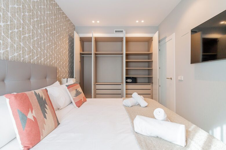 Hotel Home Art Apartments Bernab�u