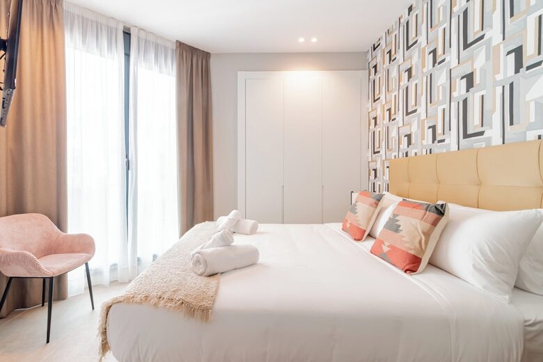 Hotel Home Art Apartments Bernab�u